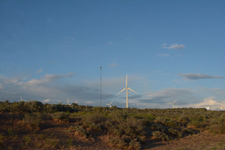 アメリカのハイウェイから見える風車の画像011