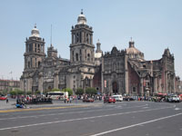 メキシコシティの建物の画像015